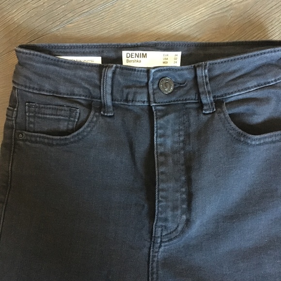 High Rise Black Skinny Jeans - Picture 3 of 10